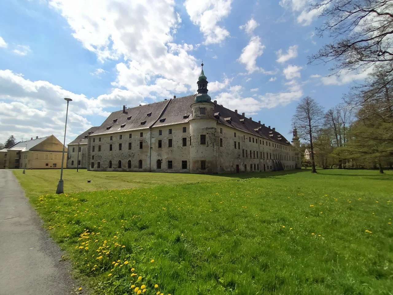 Zámek Janovice u Rýmařova - věž